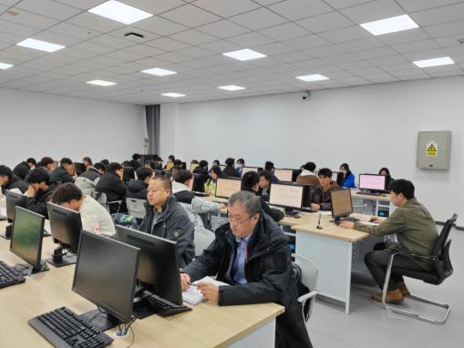 听课.jpg